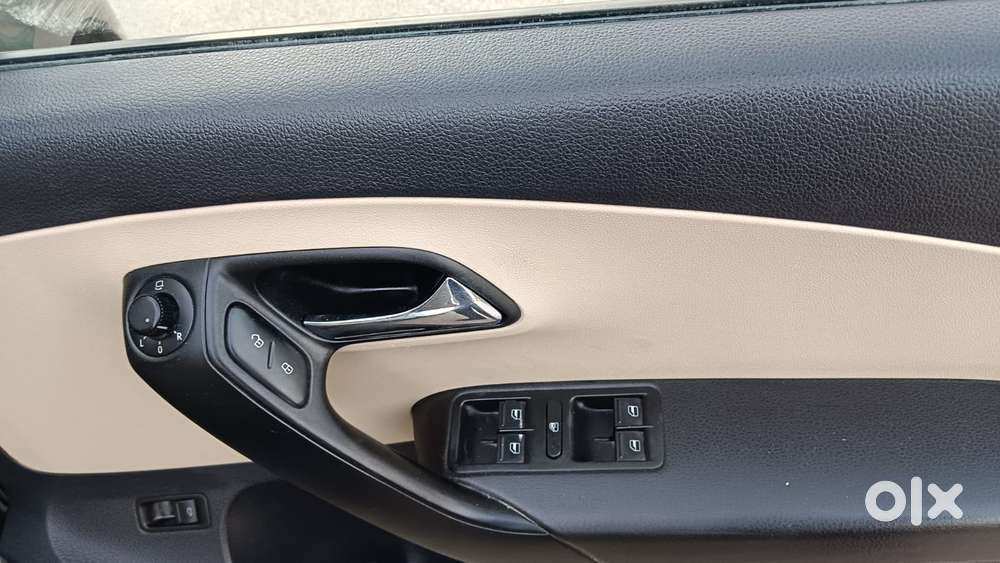 Skoda Rapid Elegance 1.6 Mpfi At, 2017, Petrol