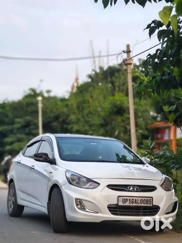 Hyundai Verna 2012 Diesel 100000 Km Driven