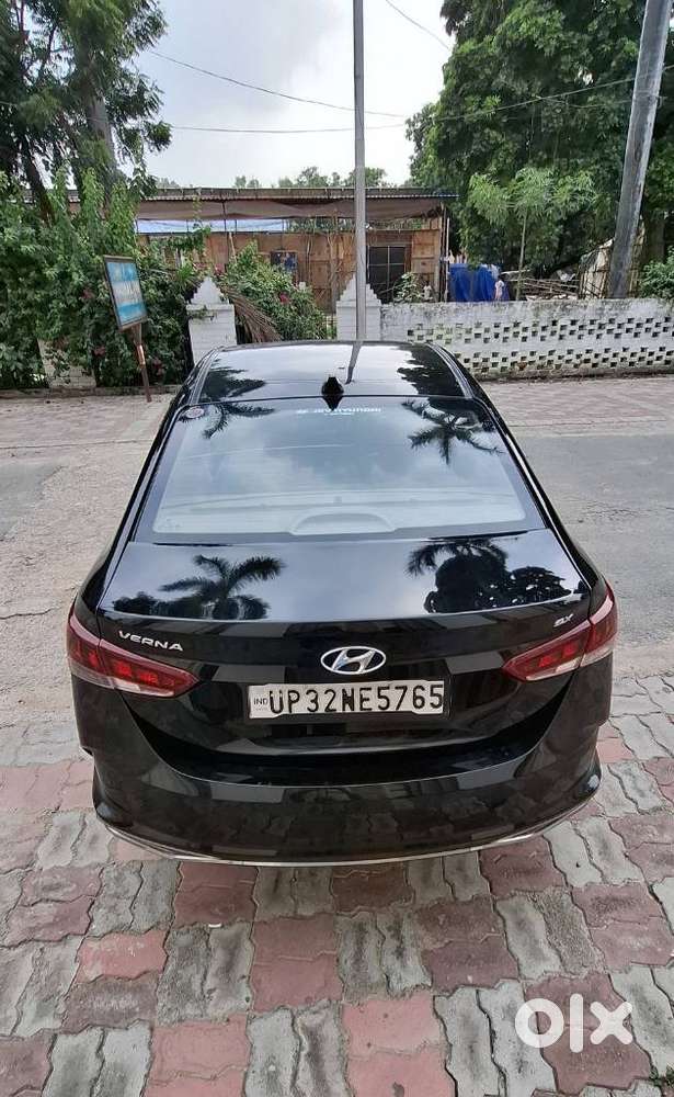 Hyundai Verna 1.5 Sx Petrol Mt, 2022, Petrol