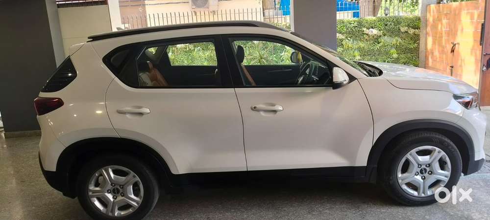 Kia Sonet Petrol 2021