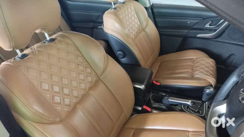 Mahindra Xuv 500 W11 At Low Km Vvip Number For Sales