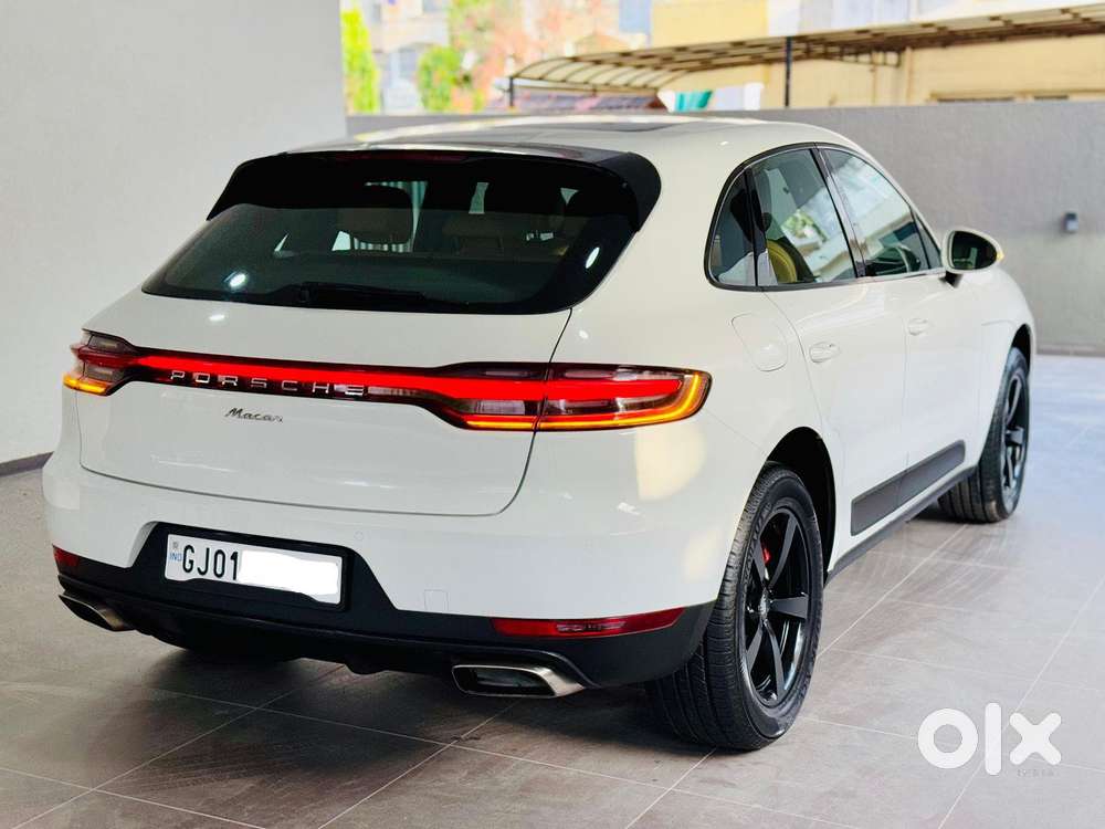 Porsche Macan 2.0 Petrol, 2022, Petrol