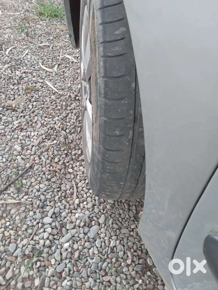 Hyundai Eon 2012 Lpg 76000 Km Driven Document Complete