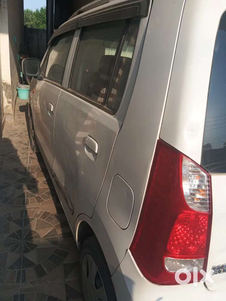 Maruti Suzuki Wagon R 2014 Petrol Well Maintained, Holder Army Person