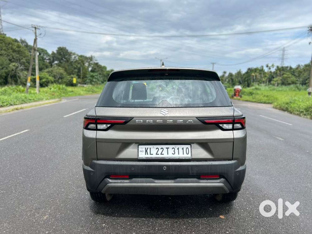 Maruti Suzuki Brezza 1.5 Lxi Smart Hybrid, 2024, Petrol