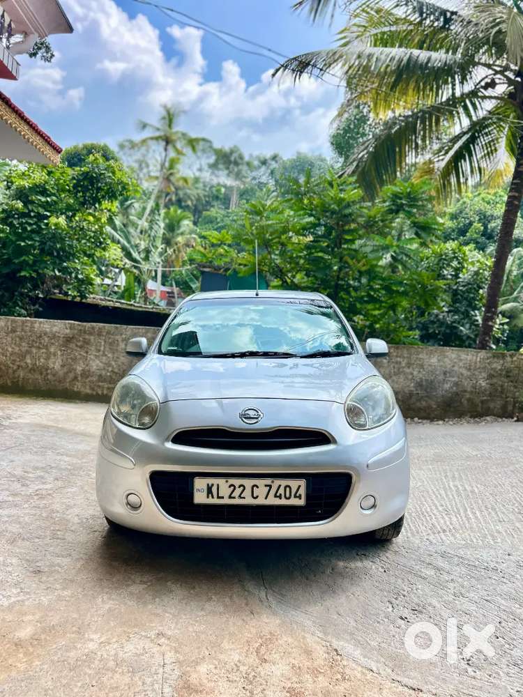 Nissan Micra Active 2011 Variant