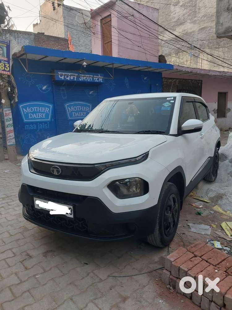 Maruti Suzuki Brezza, 2023, Petrol
