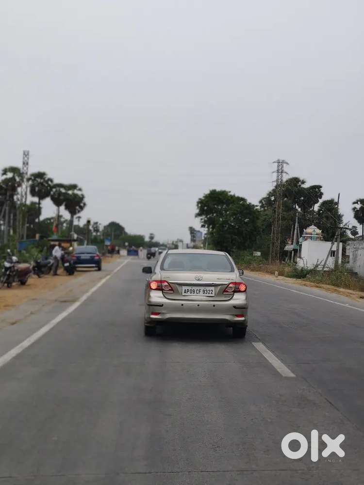 Toyota Corolla Altis 2012 High End Model Petrol