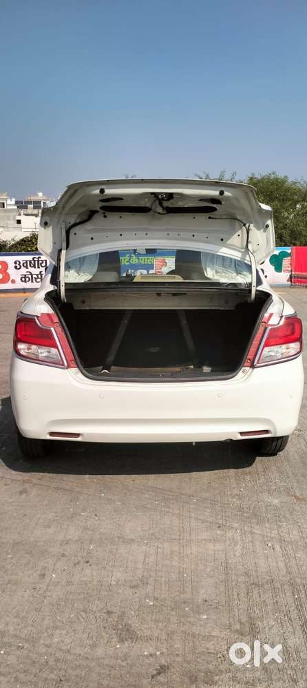 Maruti Suzuki Dzire 2017-2020 Zdi, 2020, Diesel