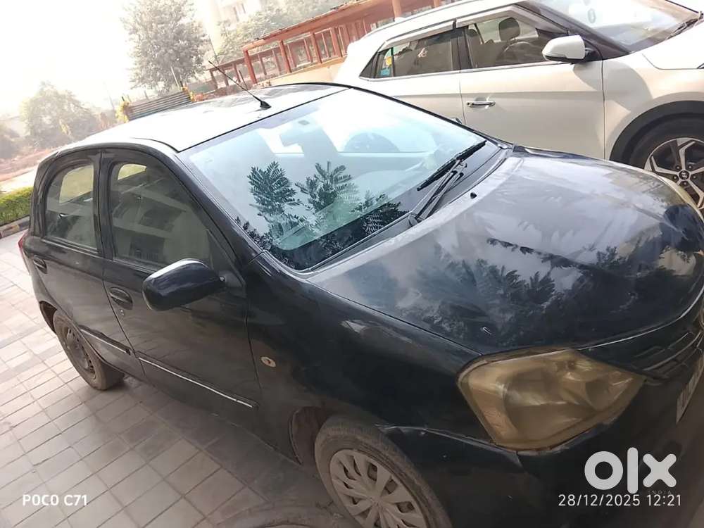 Toyota Etios Liva 2011 Petrol 130000 Km Driven