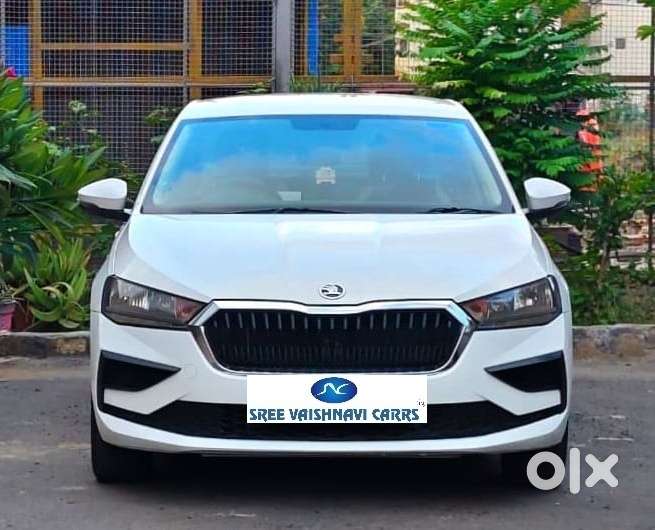 Skoda Slavia Active 1.0l Tsi Mt, 2023, Petrol