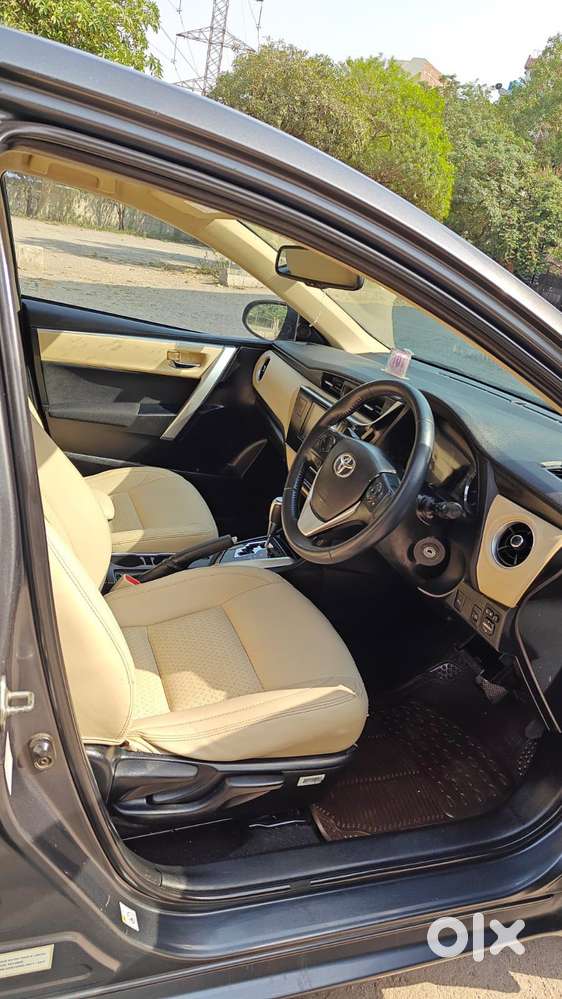 Toyota Corolla Altis 1.8 G Cvt, 2017, Petrol