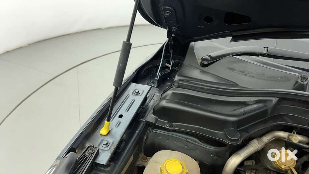 Mahindra Xuv300 W8 Option, 2022, Petrol