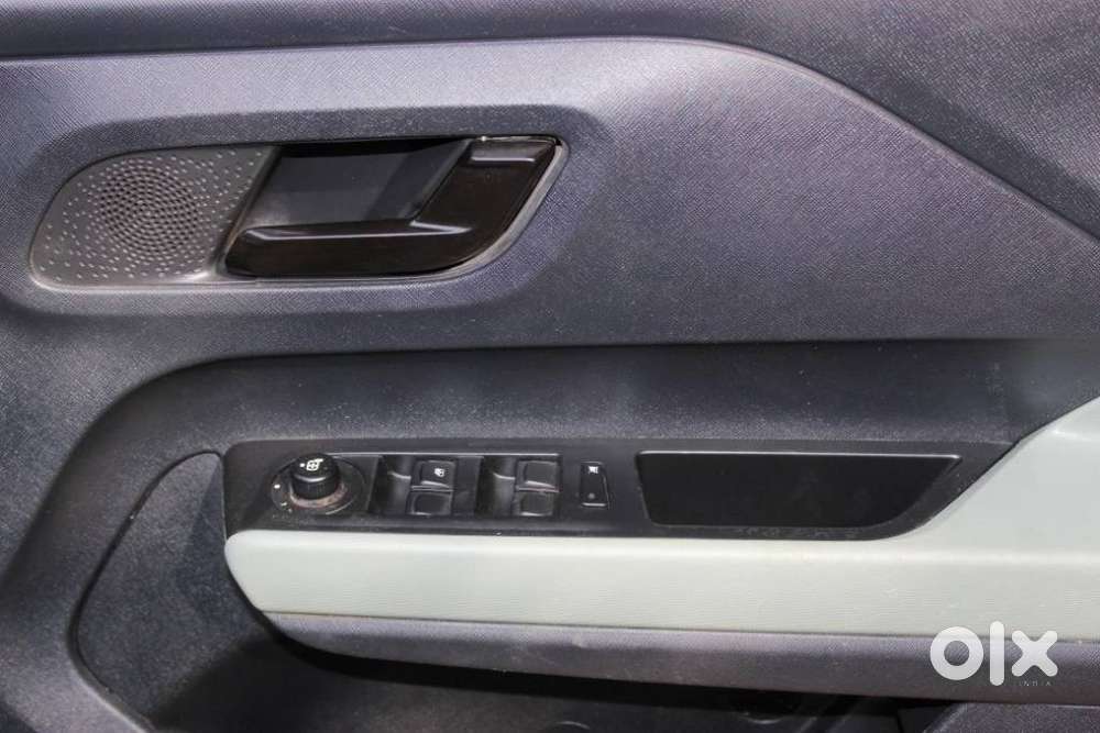 Tata Punch 1.2 Revotron Accomplished Camo Edition, 2023, Petrol