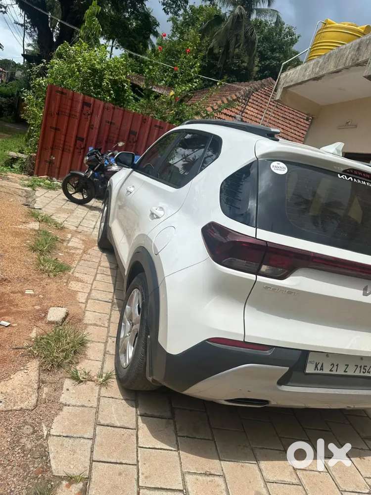 Kia Sonet 2022 Showroom Maintained