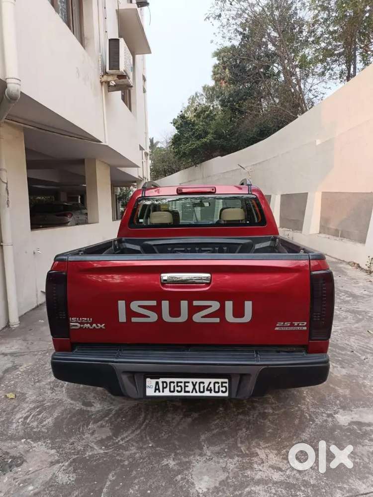 Isuzu D-max V-cross 2018