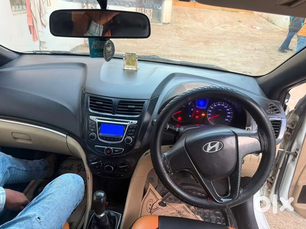 Hyundai Fluidic Verna 2013