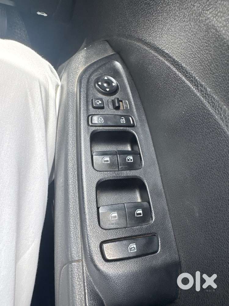 Hyundai Venue Mt 2021
