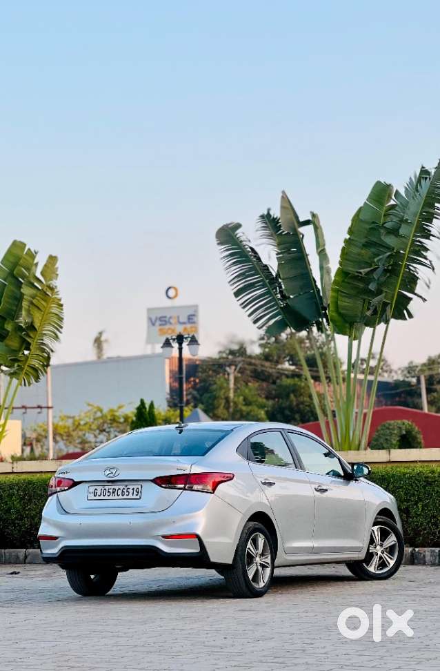 Hyundai Verna 1.6 Sx (o) Crdi Anniversary Edition, 2018