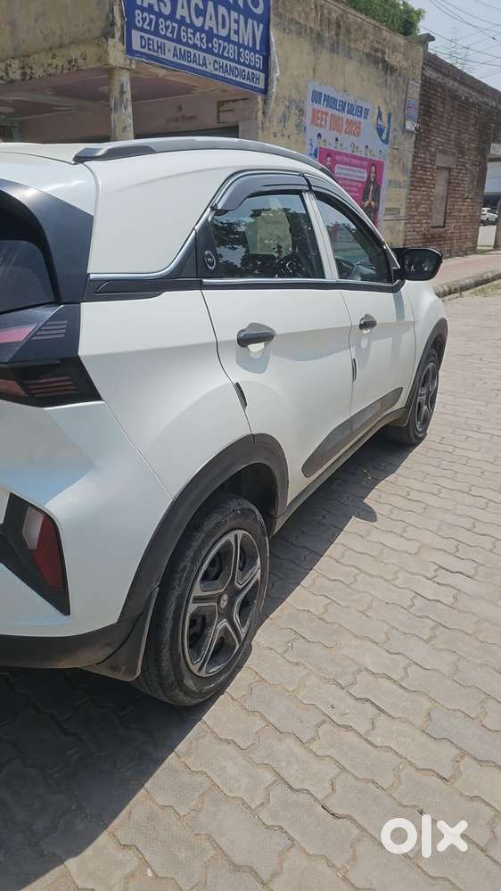 Tata Nexon Petrol 2024