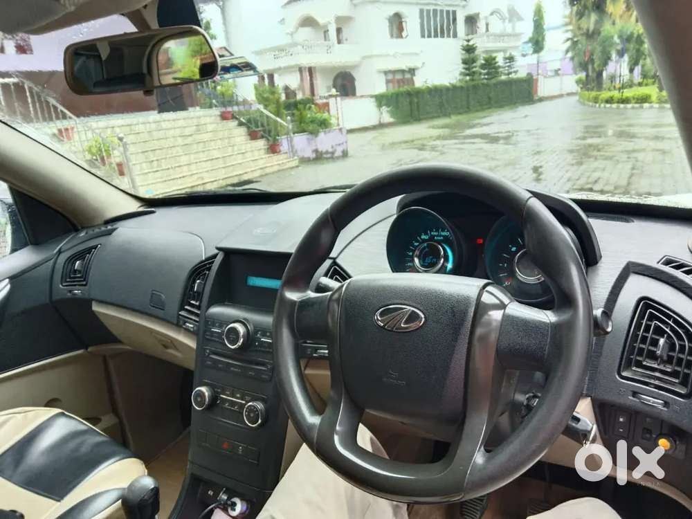 Mahindra Xuv500 2016 Diesel 72000 Km Driven