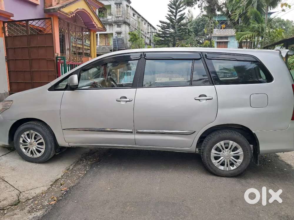 Toyota Innova 2010 Diesel Well Maintained