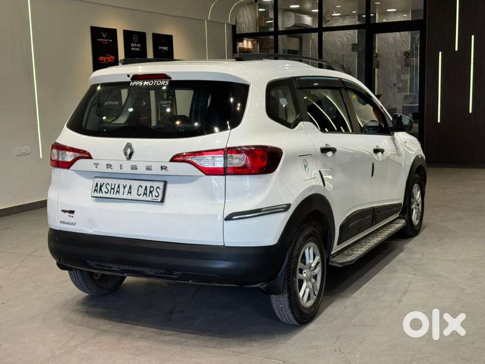 Renault Triber Rxl, 2022, Petrol
