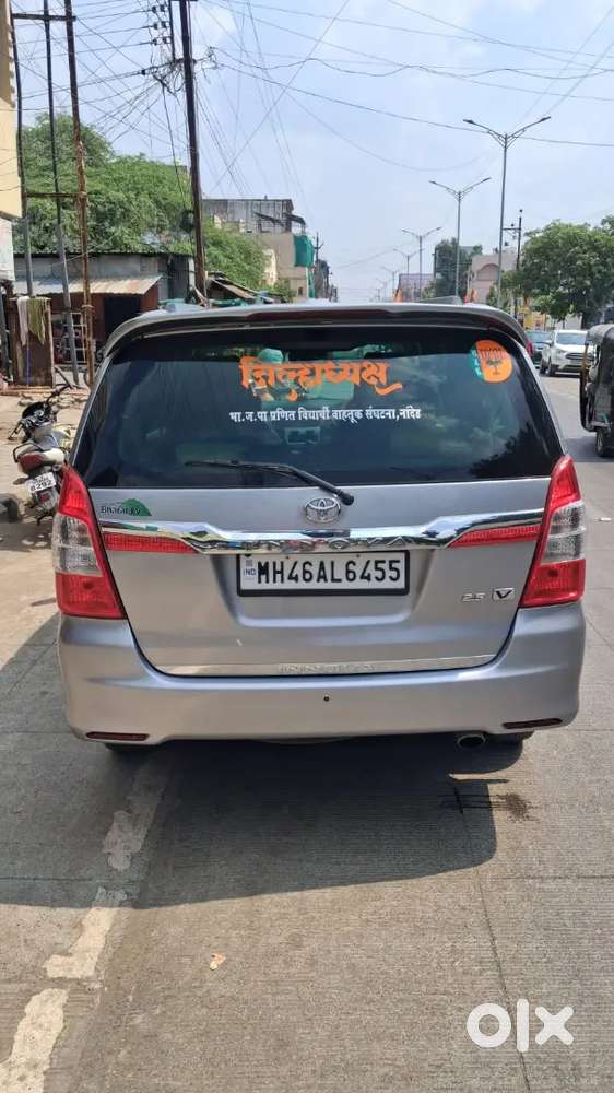 Toyota Innova V 2015
