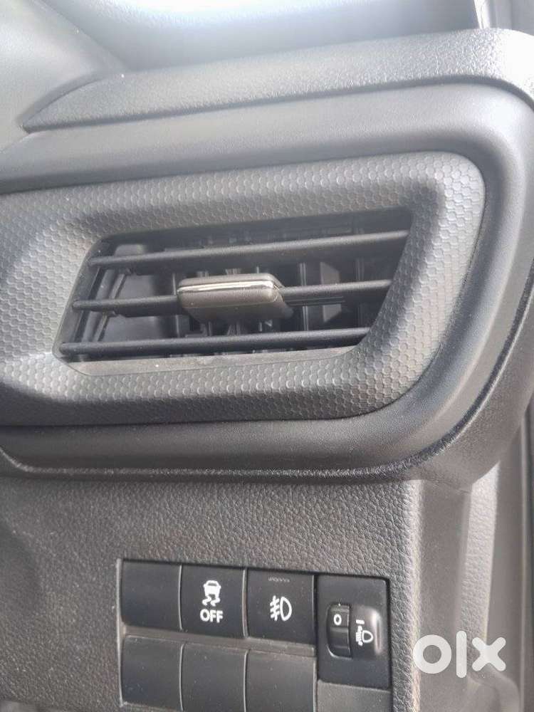 Maruti Suzuki Brezza 1.5 Lxi Smart Hybrid, 2025, Petrol