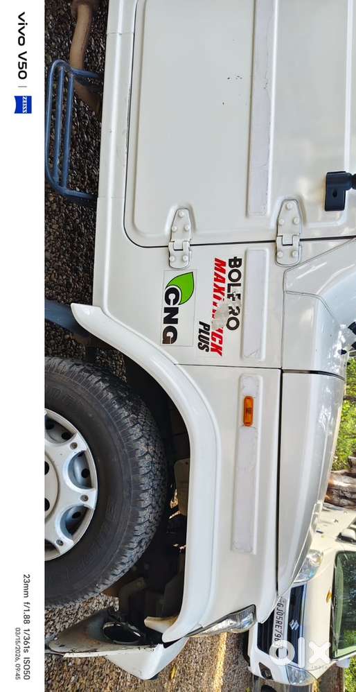 Mahindra Pik Up Cng 2022
