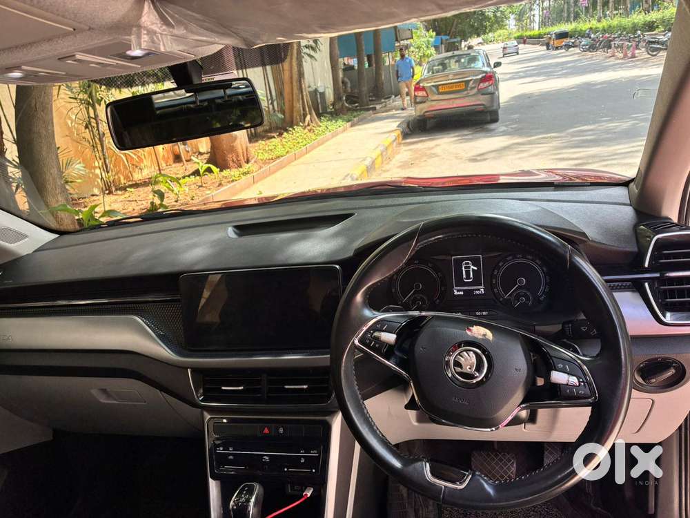 Skoda Kushaq 1.0 Tsi Style At, 2021, Petrol