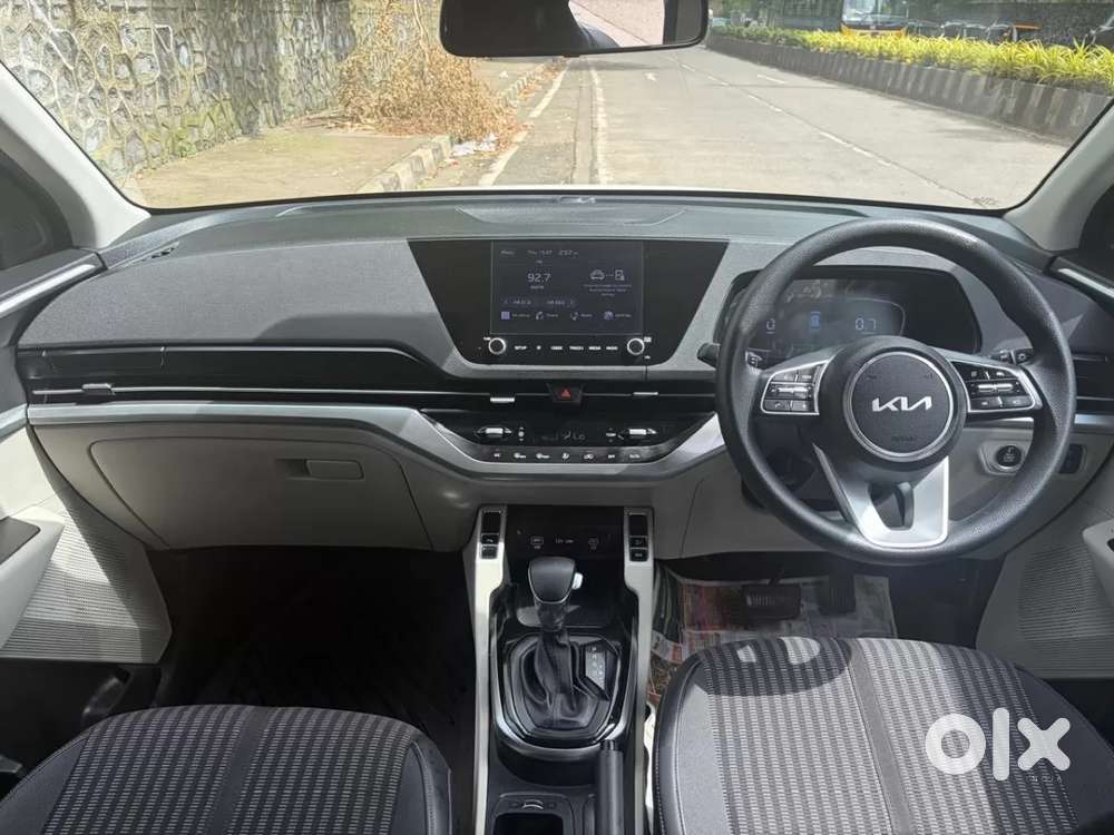 Kia Carens 1.4 Prestige Plus Turbo Dct 7 Str, 2022, Petrol