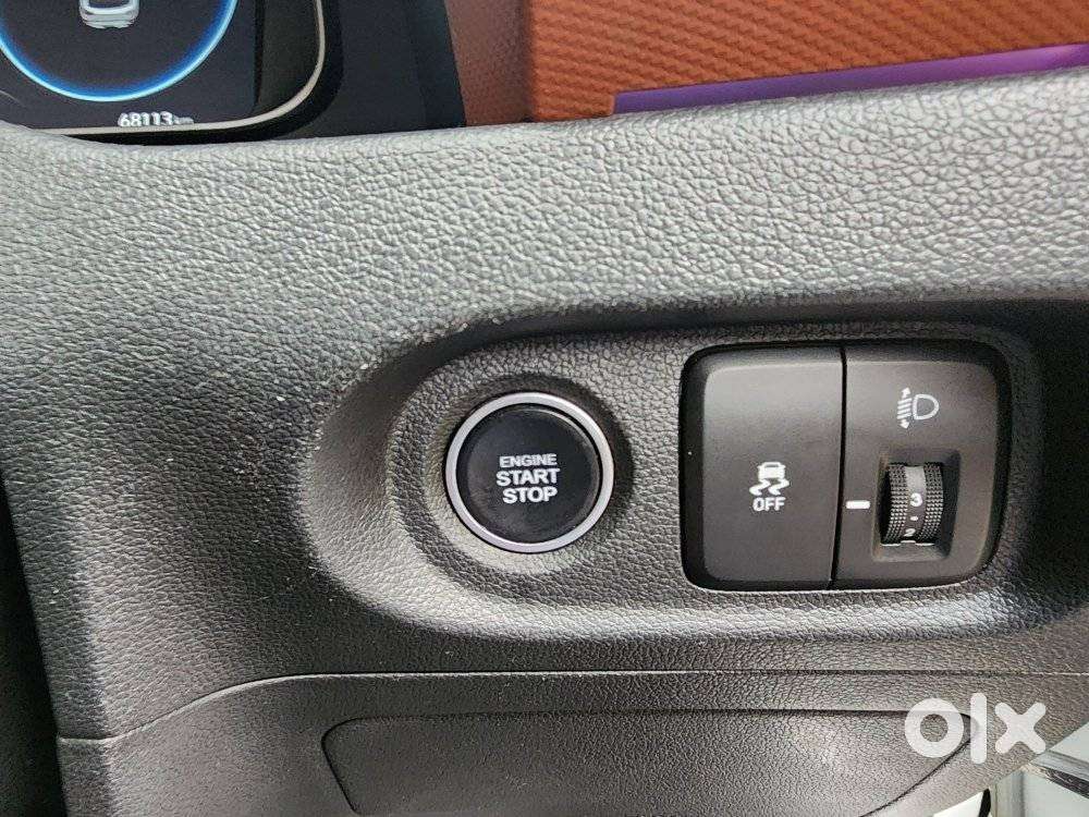 Hyundai Alcazar Platinum, 2021, Petrol