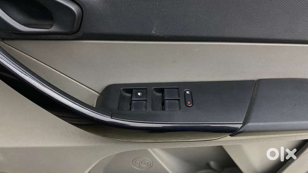 Tata Tiago 1.2 Revotron Xta, 2018, Petrol