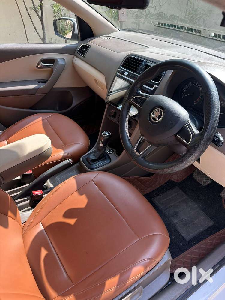 Skoda Rapid 1.5 Tdi At Ambition Plus, 2015, Diesel
