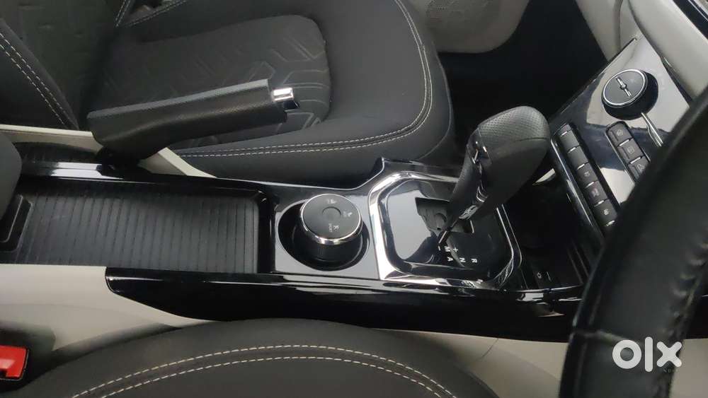 Tata Nexon 1.2 Revotron Xza Plus, 2022, Petrol