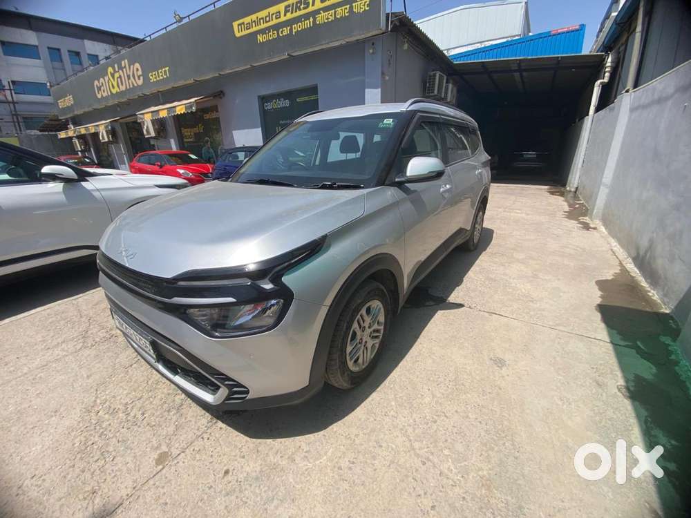 Kia Carens G 1.5 6mt Premium (o) 7-seater, 2023, Petrol