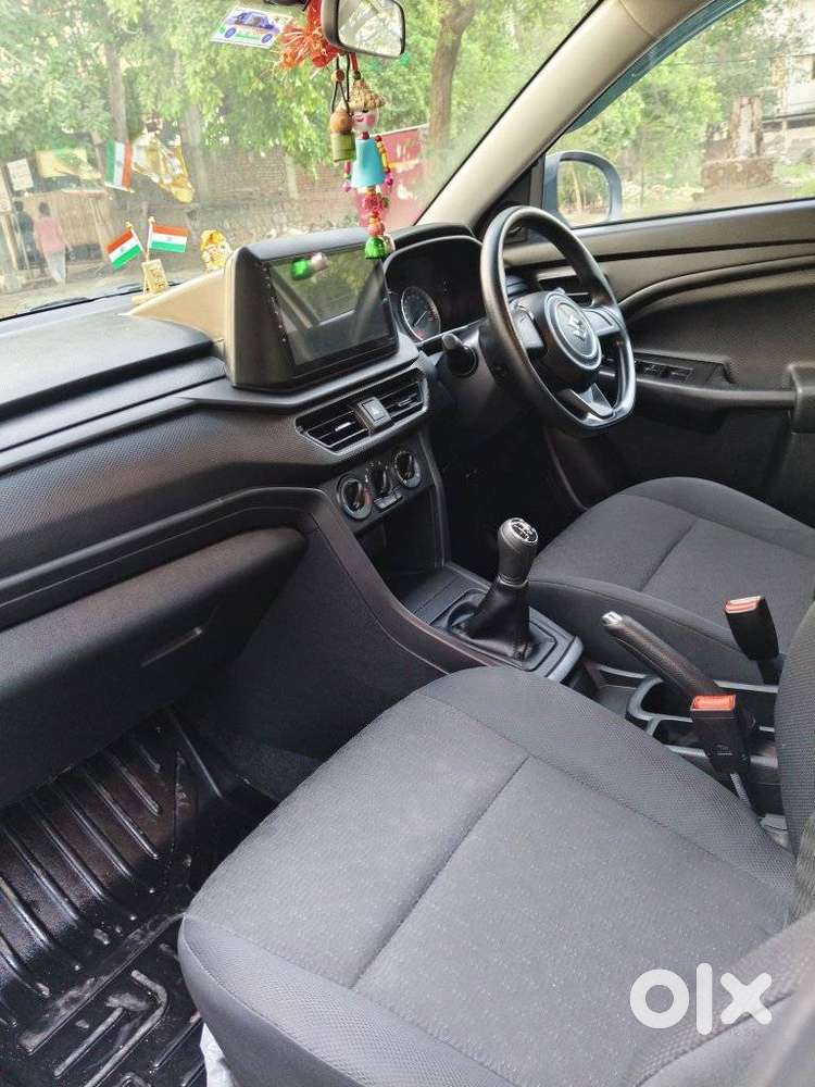 Maruti Suzuki Brezza 1.5 Lxi Smart Hybrid, 2025, Petrol