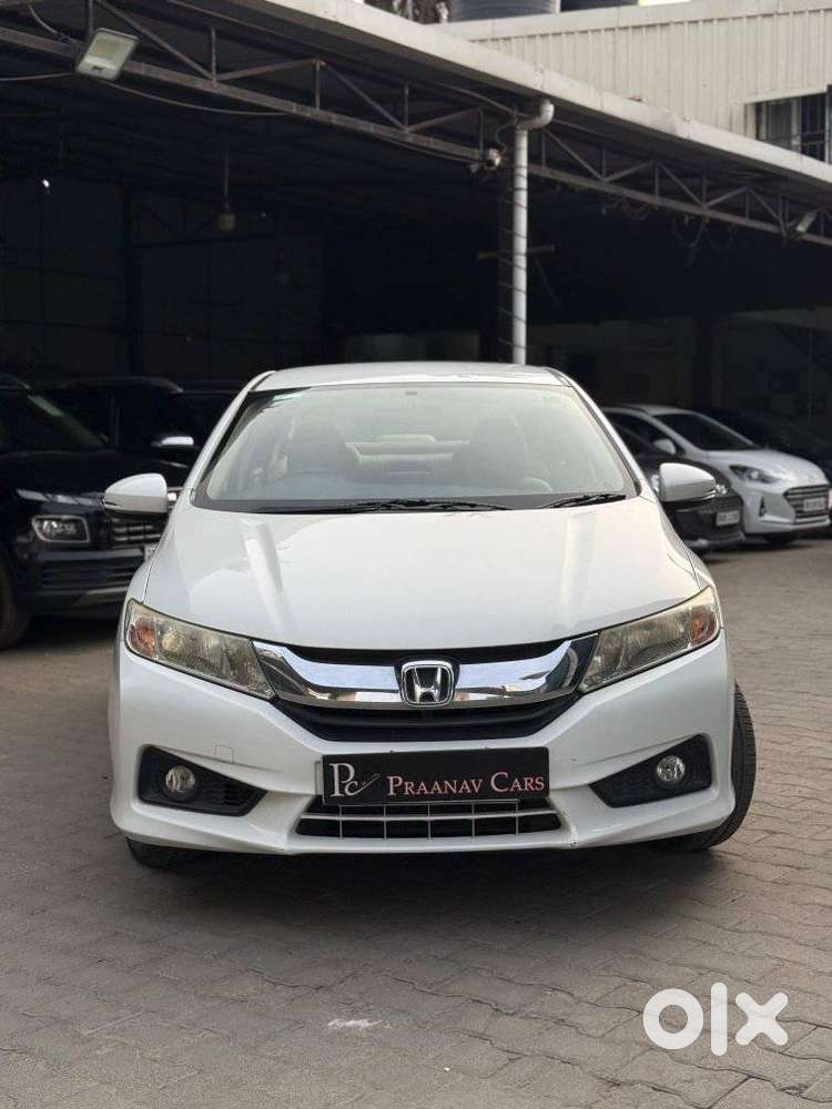 Honda City I-vtec V, 2017, Petrol