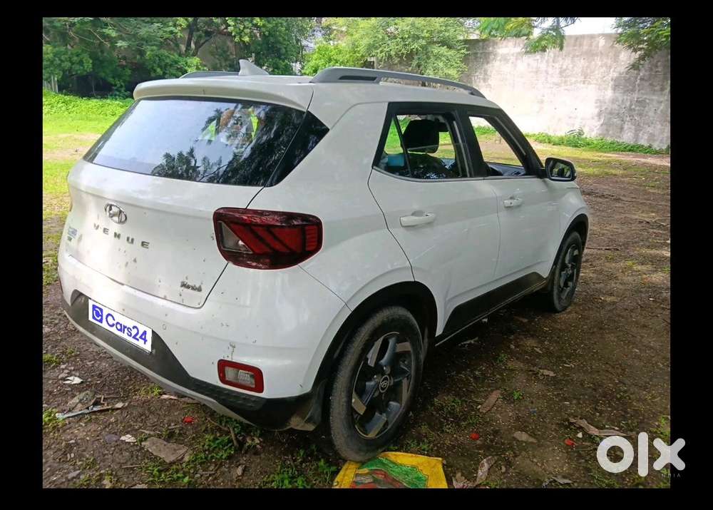 Hyundai Venue Petrol 2021