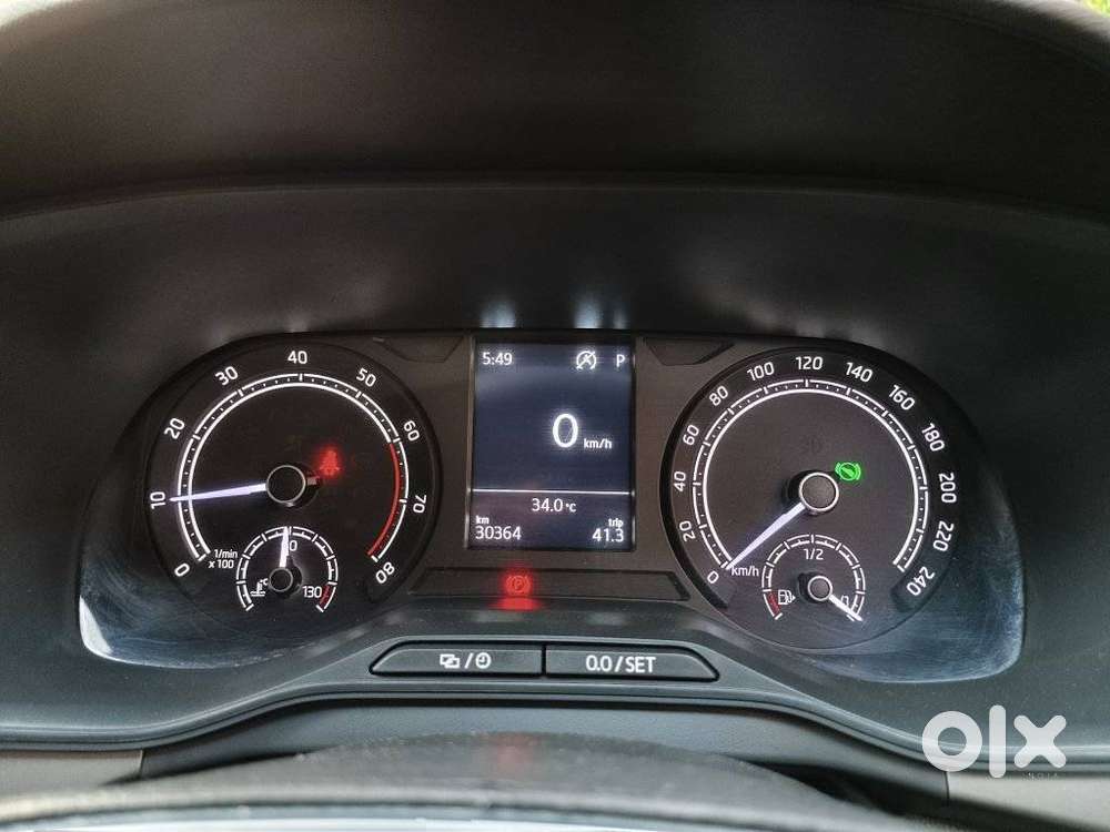 Skoda Kushaq 1.0 Tsi Ambition, 2023, Petrol