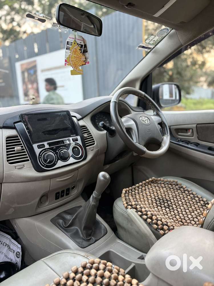 Toyota Innova 2.5 G (diesel) 7 Seater Bs Iv, 2013, Diesel