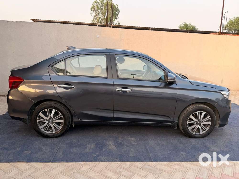 Honda Amaze, 2023, Petrol