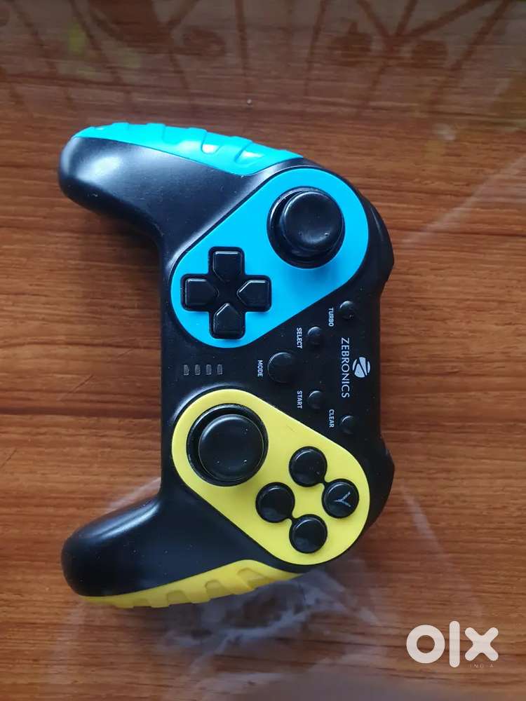 Zebronics zeb max play wireless controller.