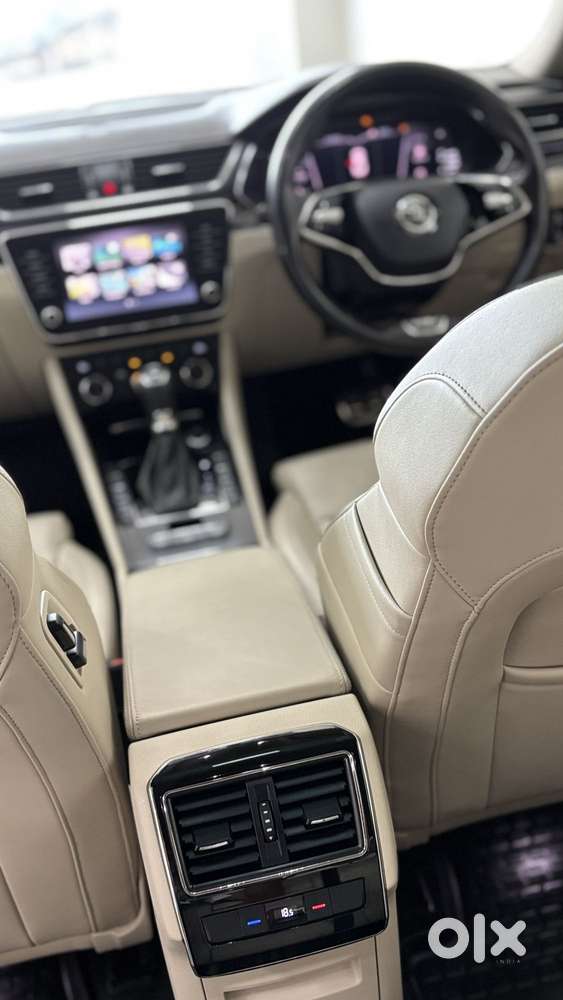 Skoda Superb 2.0 Tsi At L&k, 2021, Petrol