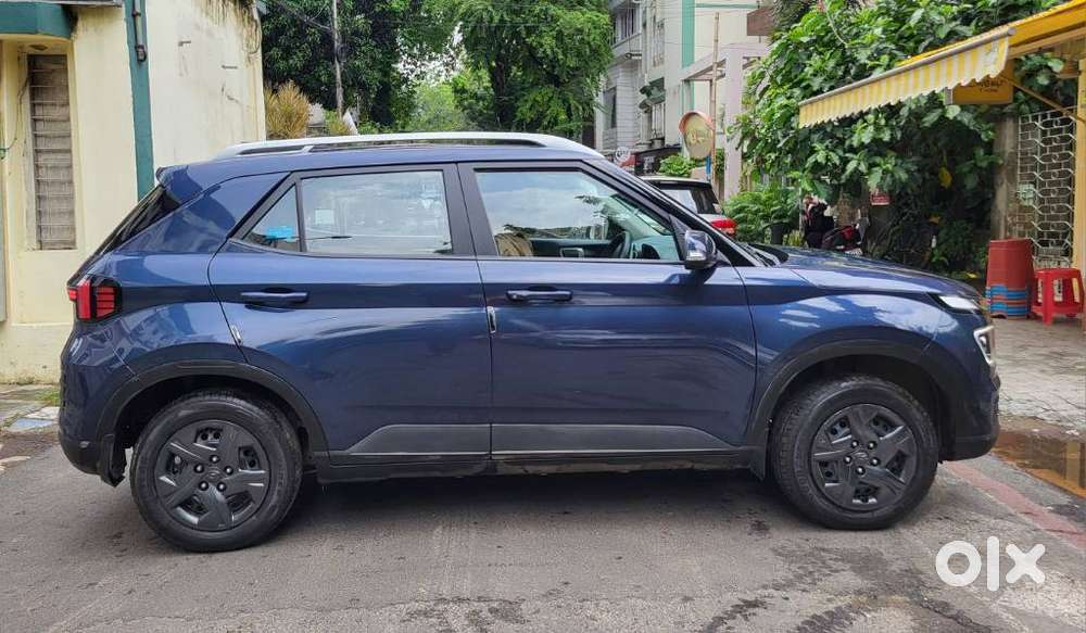 Hyundai Venue S 1.2 Petrol, 2023, Petrol
