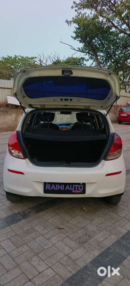 Hyundai I20 2010-2012 1.2 Sportz, 2012, Diesel