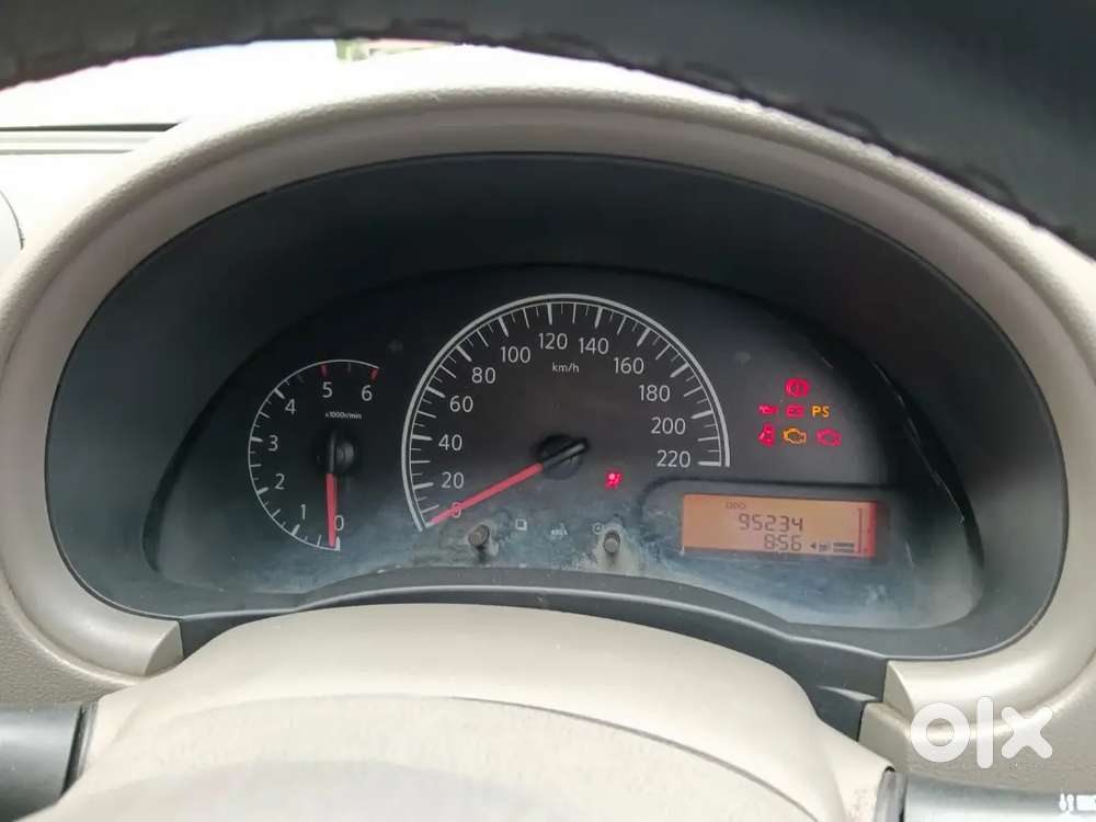 Nissan Sunny Diesel 2013