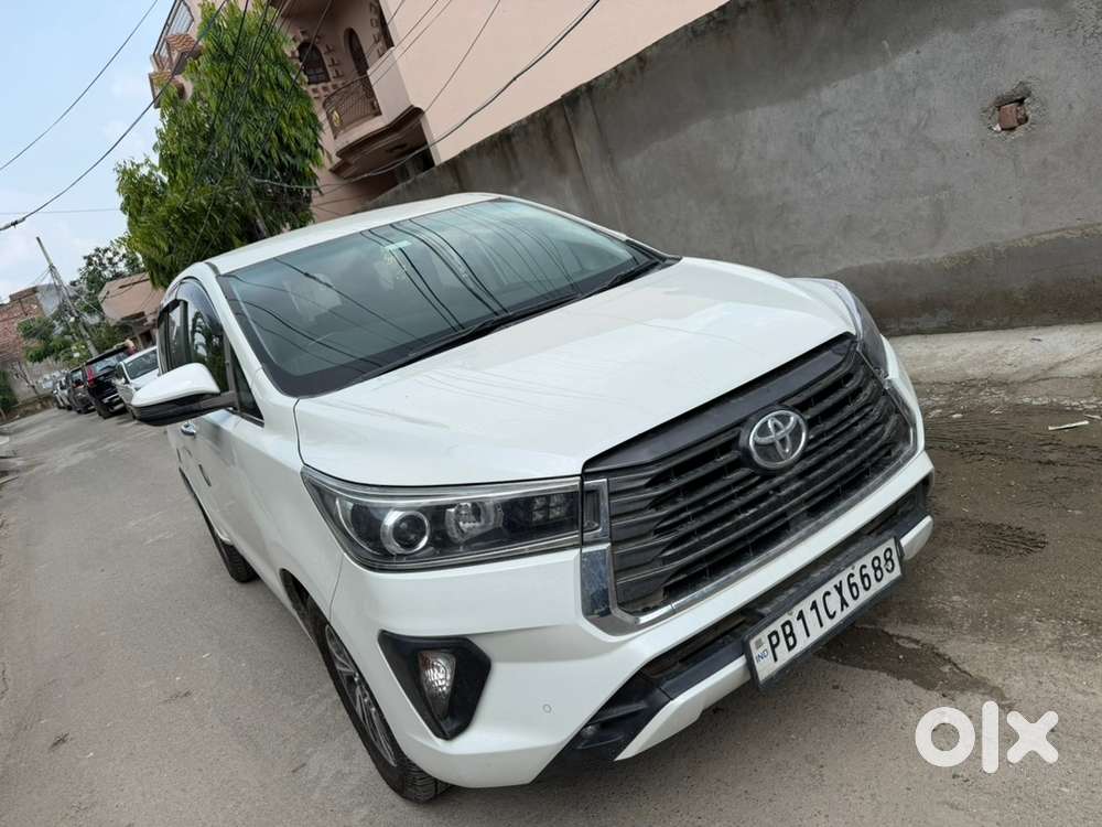 Toyota Innova Crysta 2021