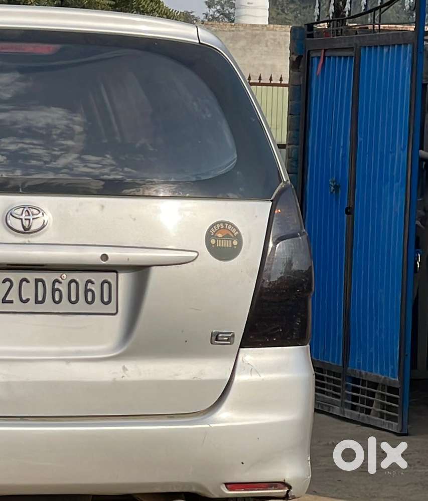 Toyota Innova 2011 Diesel Well Maintained